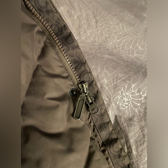 Isis Puffer Ski Jacket. Long. Removable fur hood trim. Flattering cut. Warm. - Picture 10 of 15